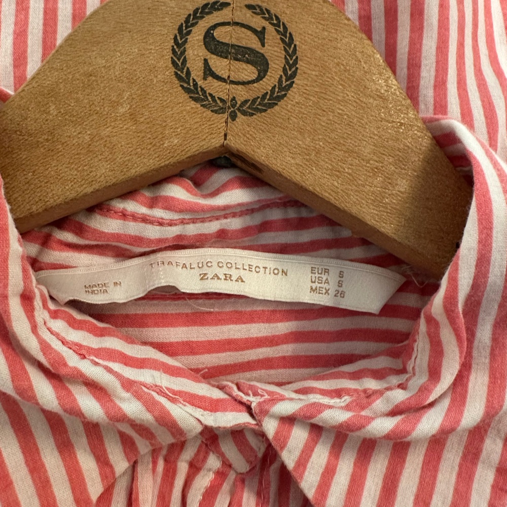 ZARA Trafaluc Collection Women’s Button Down Shirt - Picture 3 of 3